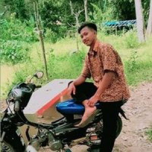 Riky Ramadani profile icon