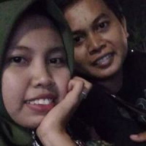 linda monika profile icon