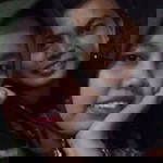 linda monika profile icon