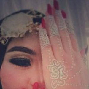 Novianti N R profile icon