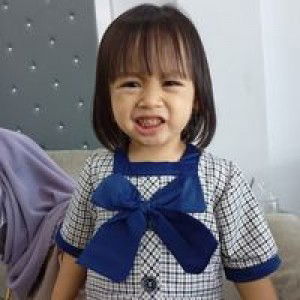 Eva Nauli profile icon