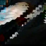 Dee Chie28 profile icon