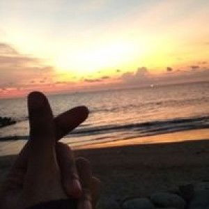 Putri Wulandari profile icon