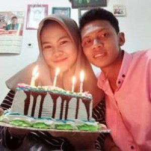 Dewi Asri Wulandari profile icon