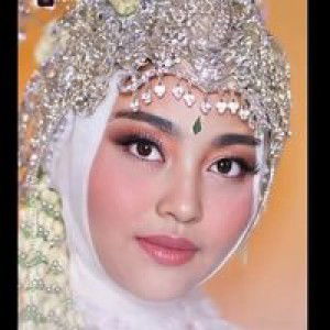 Fitri Ana profile icon