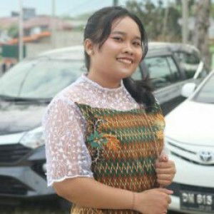 Dewi Cahyani profile icon