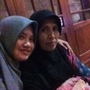 Elvi Arnur profile icon