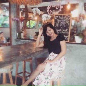 Nika Yuliani profile icon