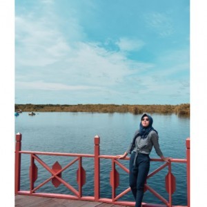 Putri ayu ratna sari profile icon