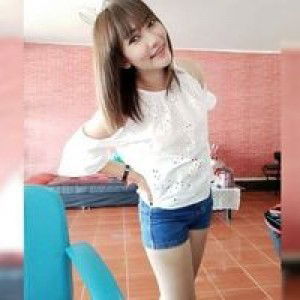 Phakphinya Bowy profile icon