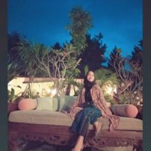 Novia Dewiyani profile icon