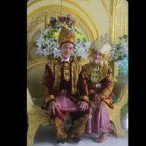 Hesty Delvira profile icon