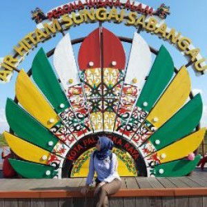 Rayanti Anisa profile icon