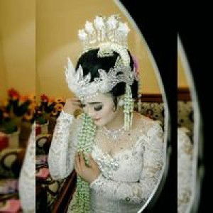 Hesty Tyffani profile icon