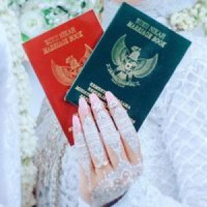 Nunung Apriyani profile icon