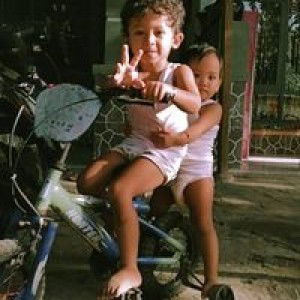 Putu Ayu Andriyani profile icon