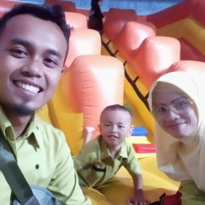 Rini Khoerin Nisa profile icon