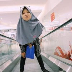 Husna Faradissa profile icon