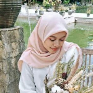 Husnul Mahmudah profile icon