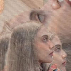 Lily Rose profile icon