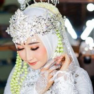 Imriena Riena profile icon