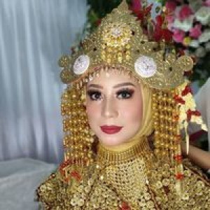 Dina Julistianaanggi profile icon