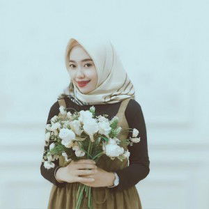 Heny Setyaningrum profile icon