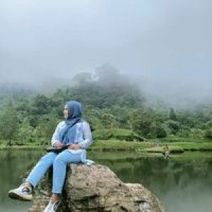 Fauziah Nur Purba profile icon