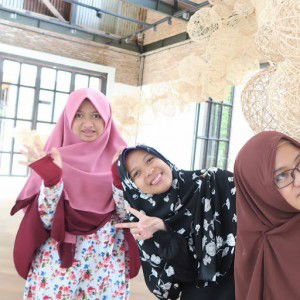 Sundari Aryanti profile icon