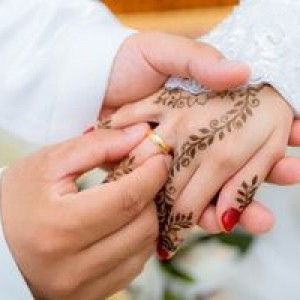 Nik Amira profile icon