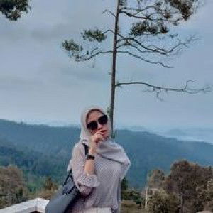 Asni Oktarini profile icon