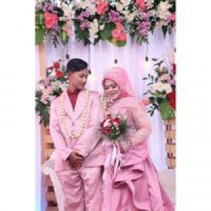 Dwi Alfina Damayanti profile icon