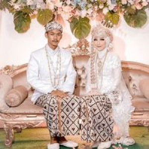 Yumrotun Nisah profile icon