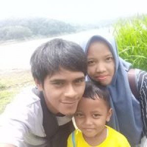 Tantie Tama profile icon