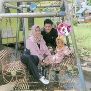 Noor Laili Savitri profile icon