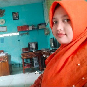 Nur Ainia profile icon