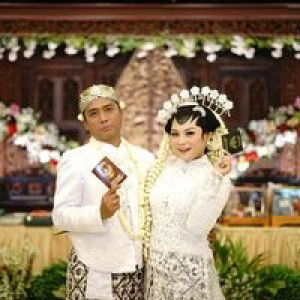 Hanni Pratiwi profile icon