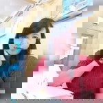 Dewi Natalia profile icon