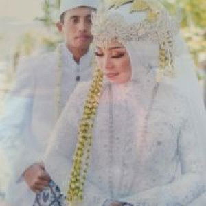 Riska Nur Fadhilah profile icon