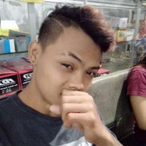 Desti Septiyani profile icon