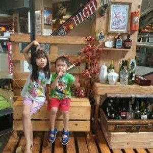 Sylvia Sylvia (Ig vi3.vivi) profile icon