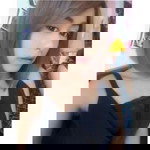 โม'เมย์ ตัว'เล็ก profile icon