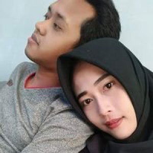 Neng Via Sunarto profile icon