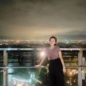 Anna Roces San Andres profile icon