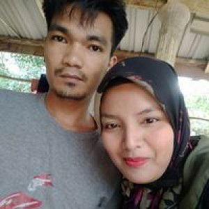 Siti Anura profile icon