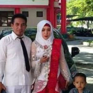 Nur Afni profile icon