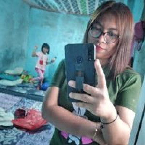 DE'komaLa Amelia c'Putri Sanjaya profile icon