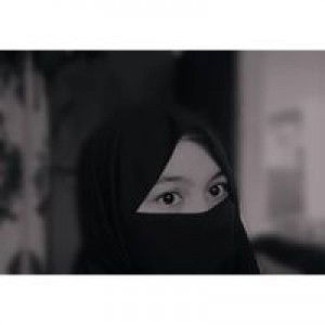 Evi Apriani profile icon