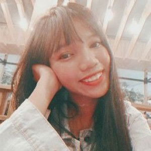 R P, tiwi Pratiwi profile icon