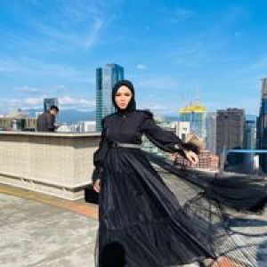 Elida Nazreen profile icon